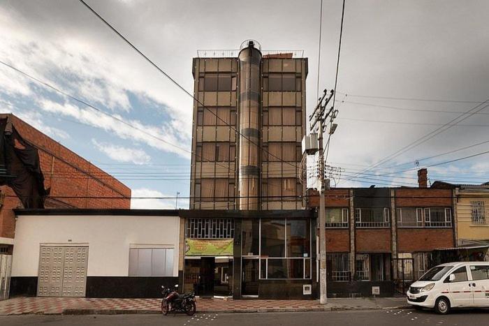 Hotel Ejecutivo 63 In Bogotá Kültér fotó